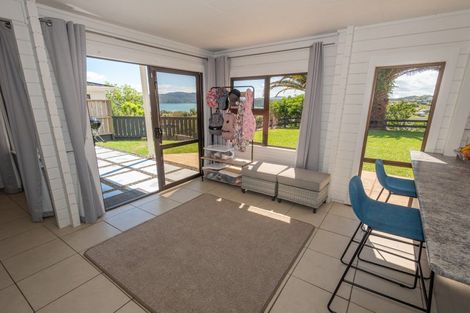 Photo of property in 8 Haekaro Lane, Cable Bay, 0420