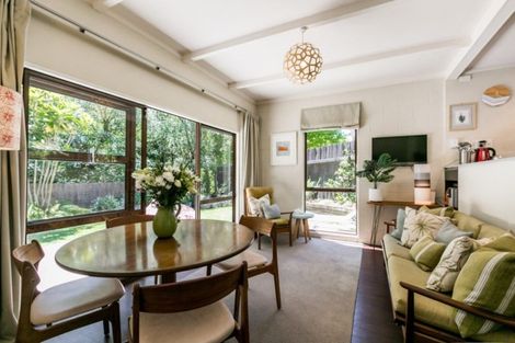 Photo of property in 46 Muritai Crescent, Havelock North, 4130