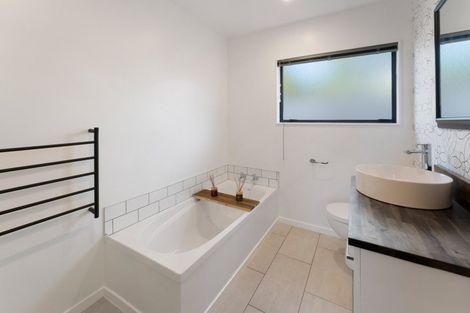 Photo of property in 8 Squire Way, Richmond, 7020