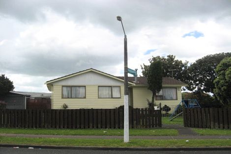 Photo of property in 57 Sharland Avenue, Manurewa, Auckland, 2102