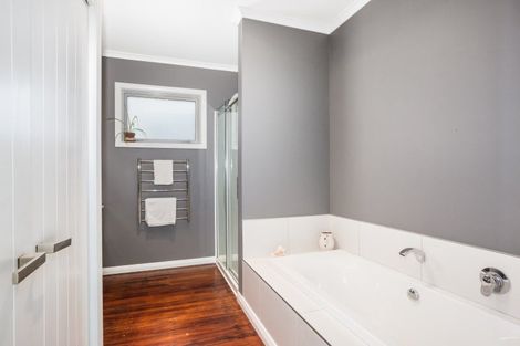 Photo of property in 38 Oroua Street, Eastbourne, Lower Hutt, 5013