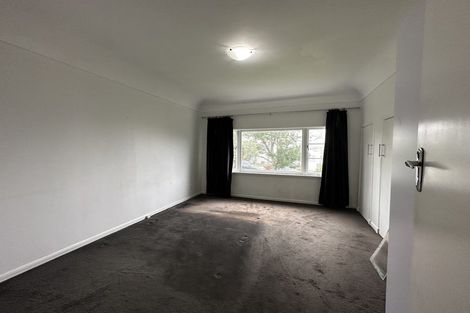 Photo of property in 11 Otahuri Crescent, Greenlane, Auckland, 1051