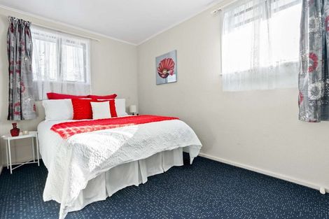 Photo of property in 2/7 Manuia Road, Takanini, 2112