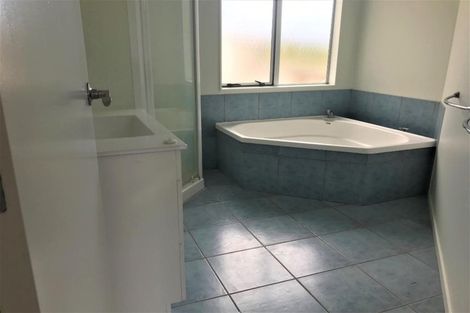 Photo of property in 4a Rahui View, Oakura, 4314