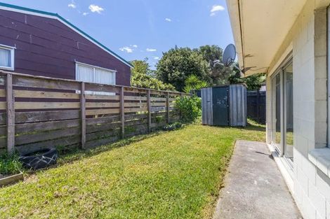 Photo of property in 2/124 Ngamotu Road, Spotswood, New Plymouth, 4310