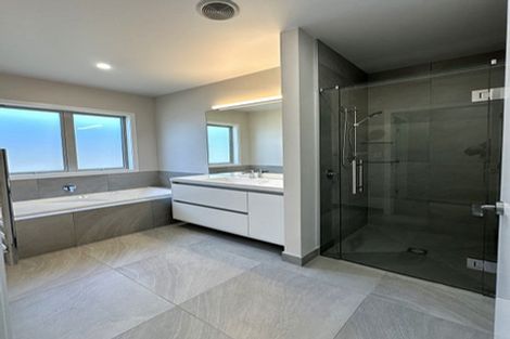 Photo of property in 10 George Yee Place, Taradale, Napier, 4112