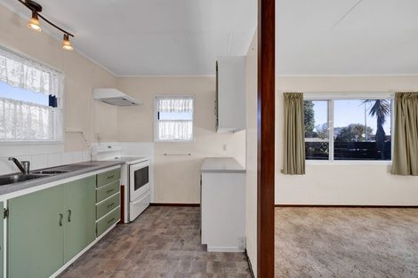 Photo of property in 198 Waihi Road, Hawera, 4610