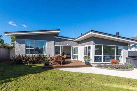 Photo of property in 9 Ansonby Street, Russley, Christchurch, 8042