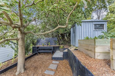 Photo of property in 66 Eden Street, Island Bay, Wellington, 6023