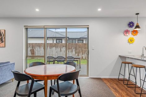 Photo of property in 33 Cressy Place, Darfield, 7510