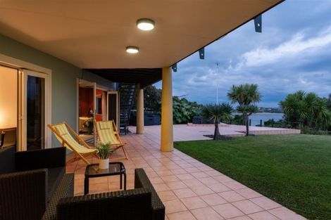 Photo of property in 13 Norwood Road, Bayswater, Auckland, 0622