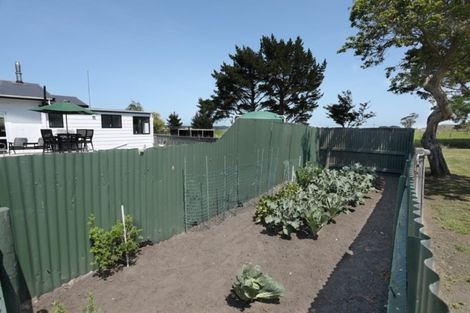 Photo of property in 195 Raumai Road, Bulls, 4894