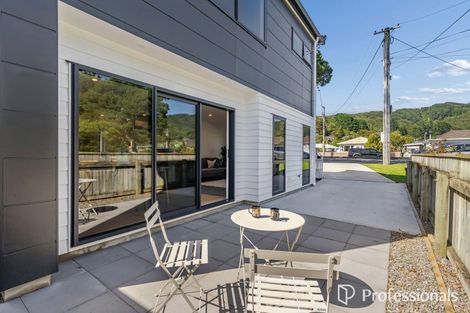 Photo of property in 24b Wainuiomata Road, Wainuiomata, Lower Hutt, 5014