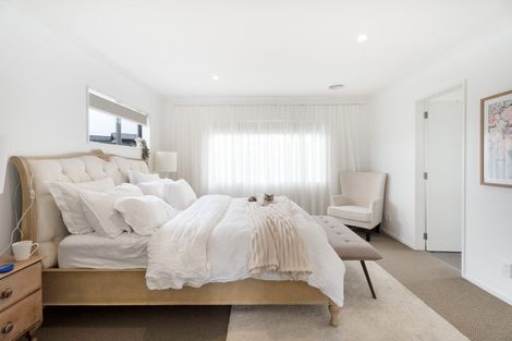 Photo of property in 77 Grenada Drive, Grenada Village, Wellington, 6037