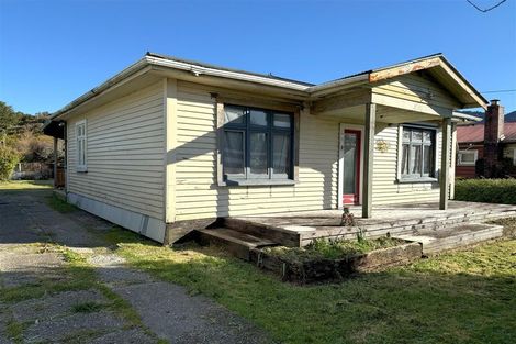 Photo of property in 19 Inverness Street, Dunollie, Runanga, 7803