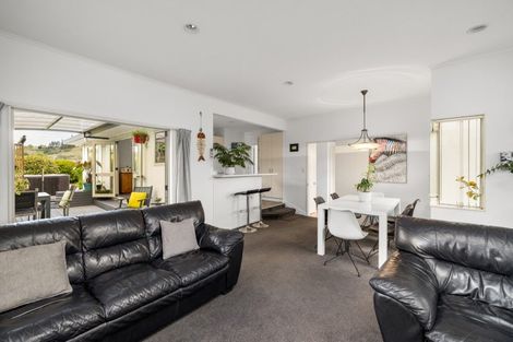 Photo of property in 39 Pelorus Street, Welcome Bay, Tauranga, 3112
