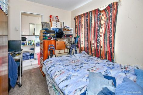 Photo of property in 21 Gray Avenue, Mangere East, Auckland, 2024