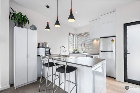 Photo of property in 15/6 Oswald Crescent, Paparangi, Wellington, 6037