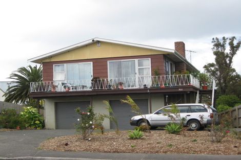 Photo of property in 931 Whangaparaoa Road, Manly, Whangaparaoa, 0930