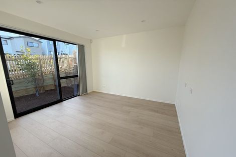 Photo of property in 147 Weatherly Road, Torbay, Auckland, 0630