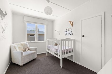 Photo of property in 12 Nimon Street, Havelock North, 4130