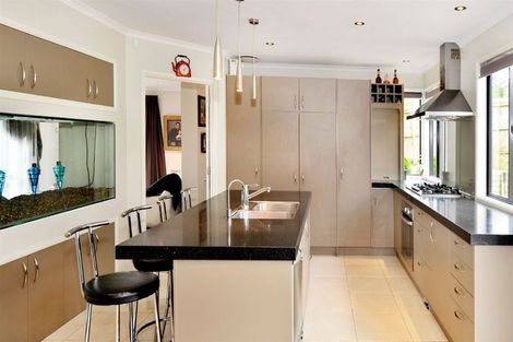 Photo of property in 53 Nimstedt Avenue, Oteha, Auckland, 0632