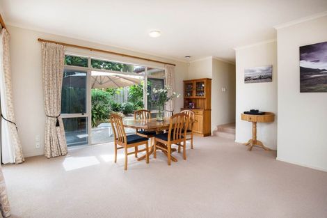 Photo of property in 4 Saltwood Street, Red Beach, 0932