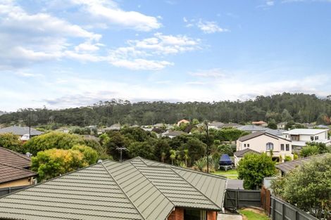 Photo of property in 10 Thomas Hamer Place, Greenhithe, Auckland, 0632