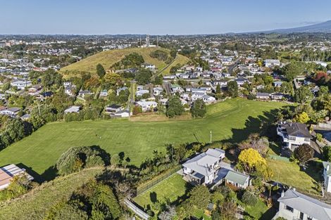 Photo of property in 97d Pioneer Road, Moturoa, New Plymouth, 4310