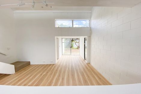 Photo of property in 29h Springs Road, Parakai, 0830