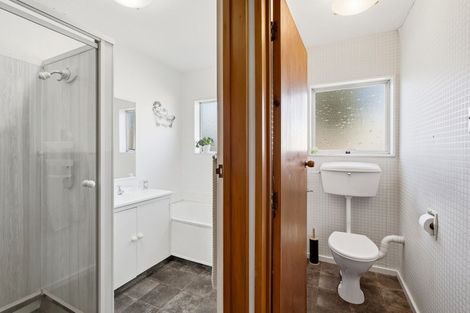 Photo of property in 2/16 Kawau Crescent, Bromley, Christchurch, 8062