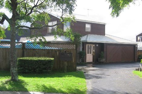 Photo of property in 1/11 Dayspring Way, Pakuranga, Auckland, 2010