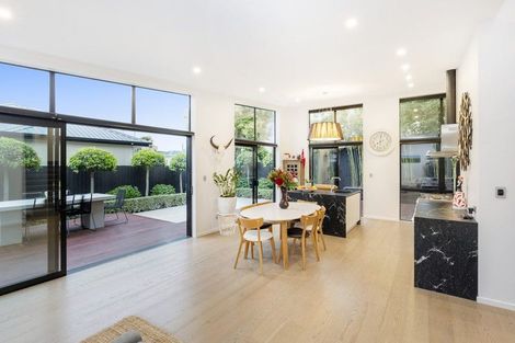 Photo of property in 91 Condell Avenue, Papanui, Christchurch, 8053