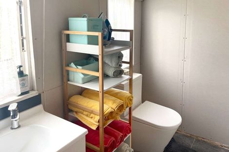 Photo of property in 11 Arthur Road, Owaka, 9585