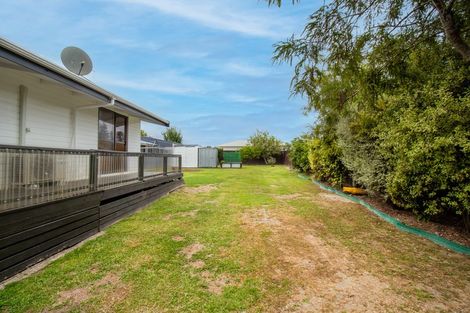 Photo of property in 71 Awatapu Drive, Whakatane, 3120