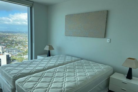 Photo of property in Sentinel Apartments, 2202/3 Northcroft Street, Takapuna, Auckland, 0622