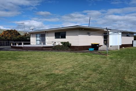 Photo of property in 12 Gummer Place, Morrinsville, 3300