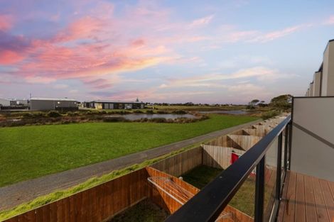 Photo of property in 1/22 Ashley Place, Papamoa Beach, Papamoa, 3118