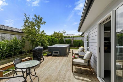 Photo of property in 38 Brian Morgan Terrace, Wainuiomata, Lower Hutt, 5014