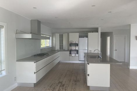 Photo of property in 25 Brigantine Drive, Beach Haven, Auckland, 0626