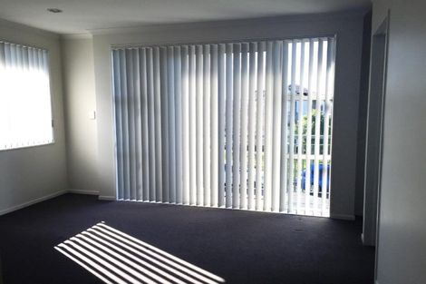 Photo of property in 16 Mcginty Street, Takanini, 2112