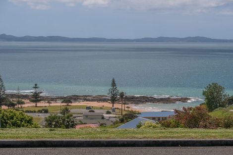 Photo of property in 36 Dudley Crescent, Cable Bay, 0420