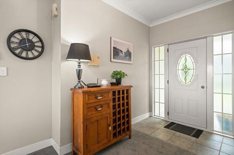 Photo of property in 193 Omokoroa Road, Omokoroa, 3114