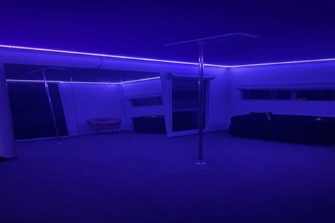 Photo of property in 129 Aviemore Drive, Highland Park, Auckland, 2010