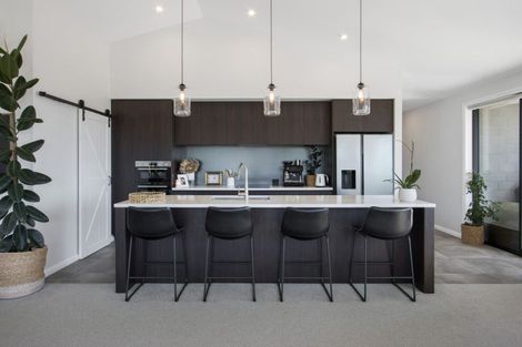 Photo of property in 2 Kingson Court, Omokoroa, 3114