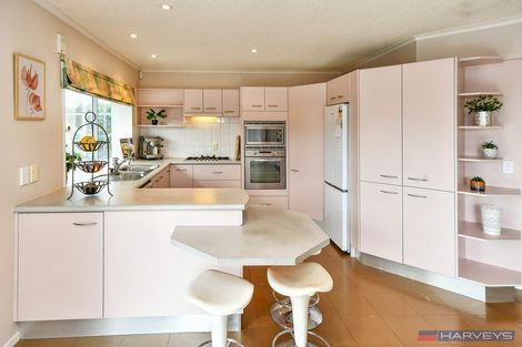 Photo of property in 4 Larkspur Court, The Gardens, Auckland, 2105