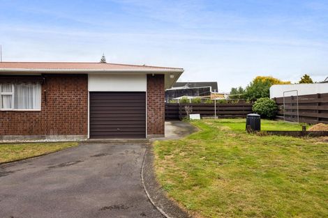 Photo of property in 53 Manu Crescent, Upper Vogeltown, New Plymouth, 4310