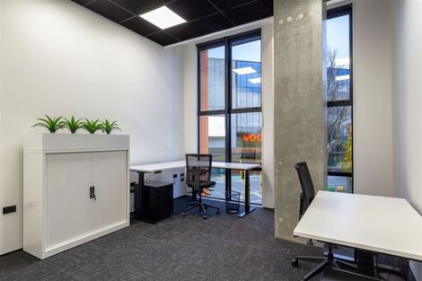 Photo of property in 177a High Street, Oxford, 7430