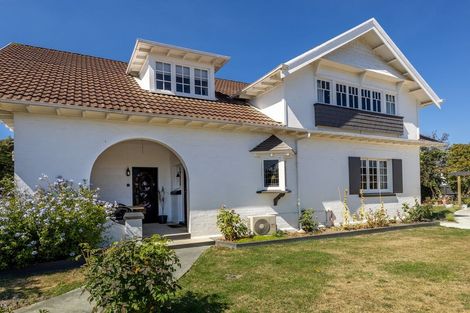 Photo of property in 17 Rhodes Street, Waimate, 7924