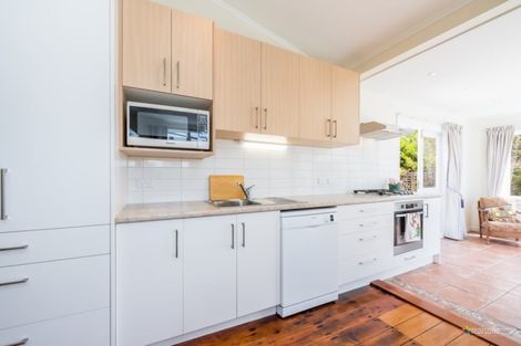 Photo of property in 25 Plunket Avenue, Petone, Lower Hutt, 5012